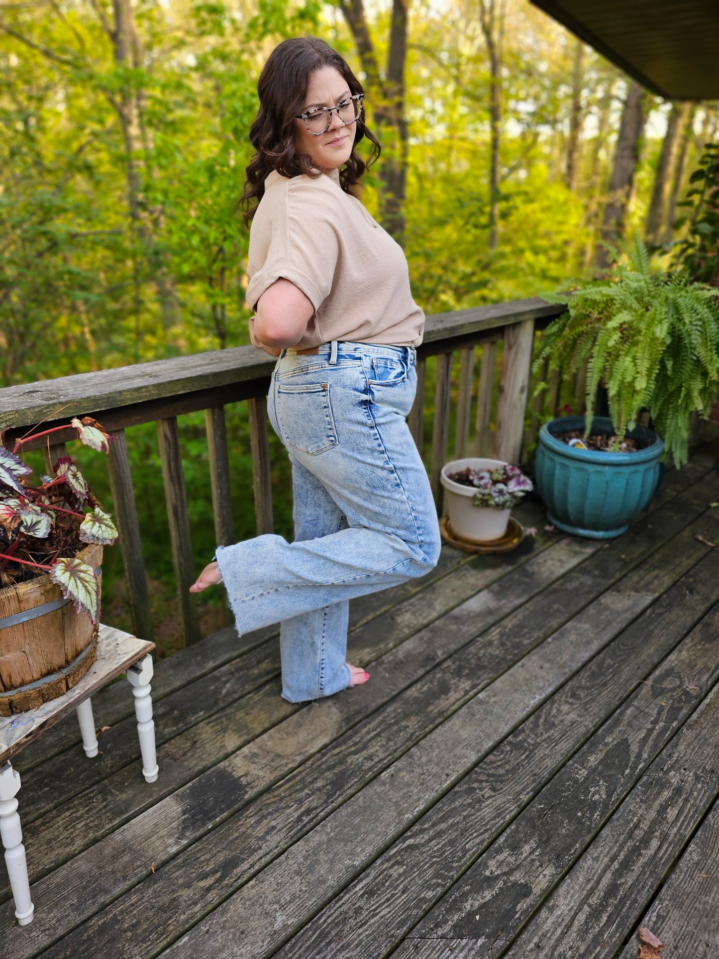 Washed wide hem jeans