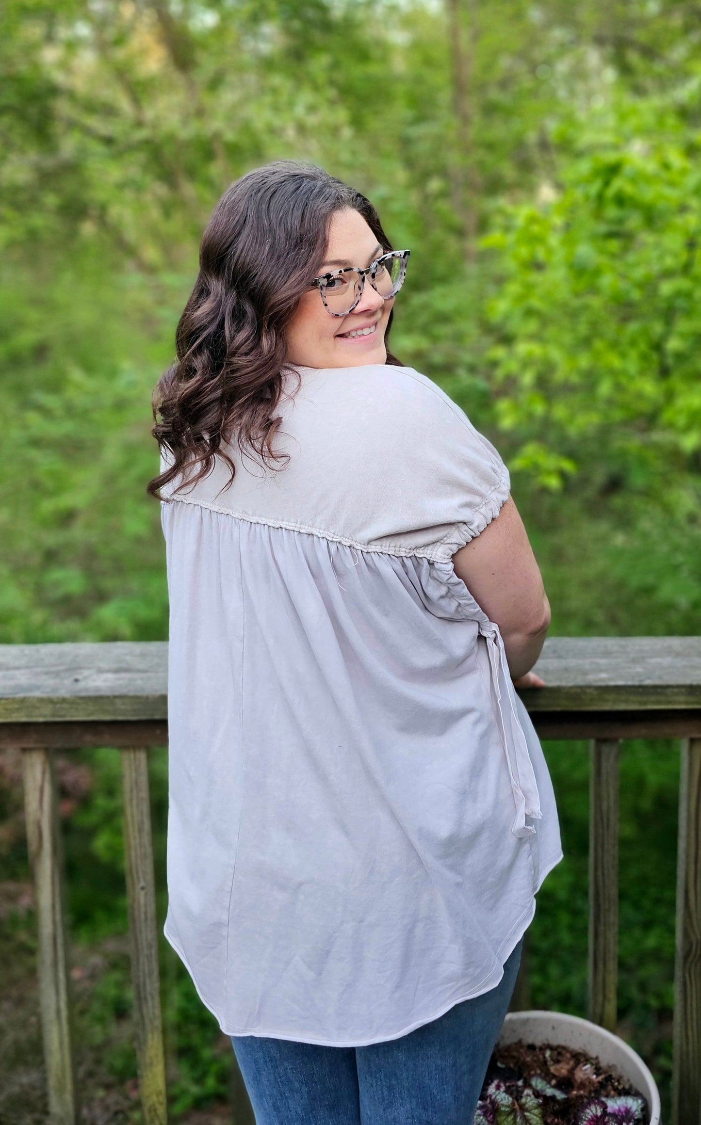 gatherewd sleeve shirt