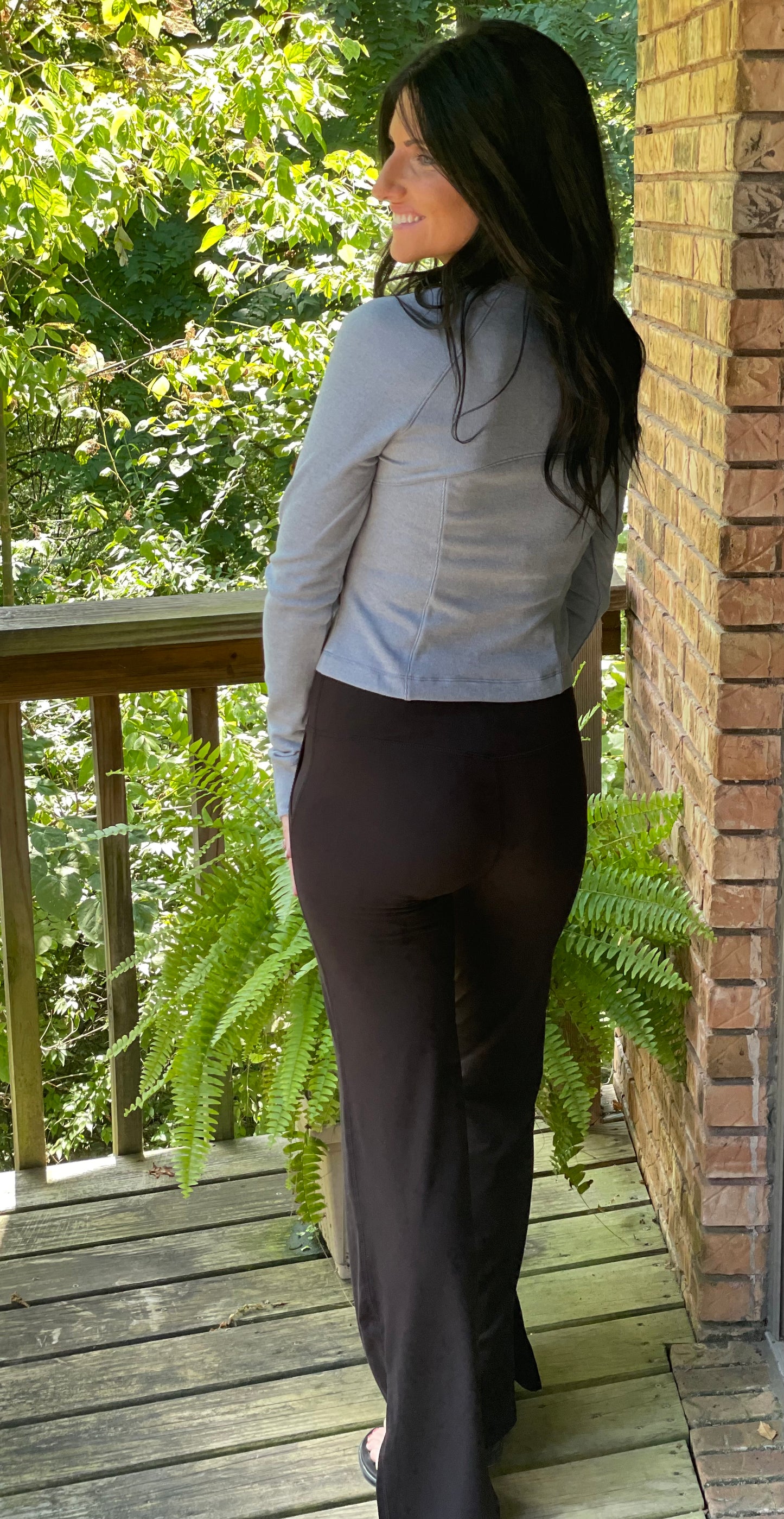 Black flared yoga pants