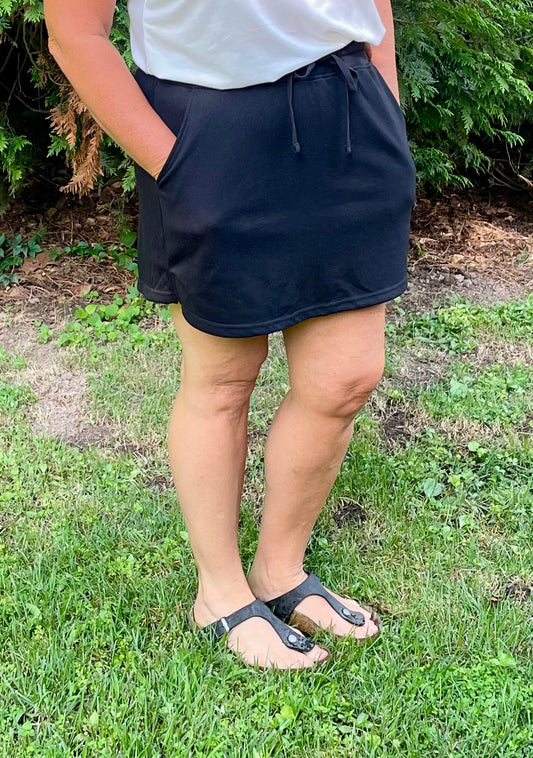 The Sunday Chill Skort - Black