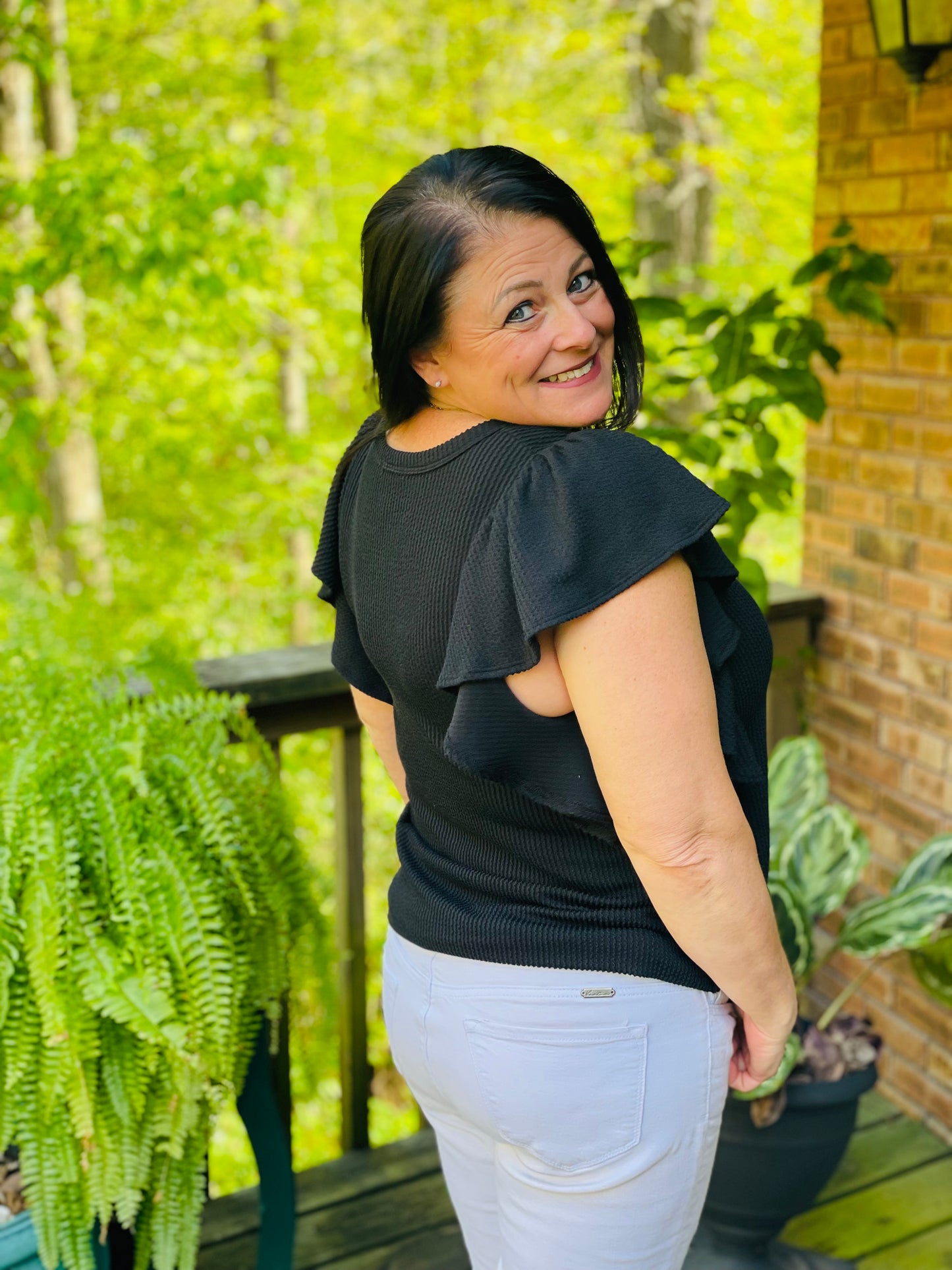 Button down ruffled sleeves