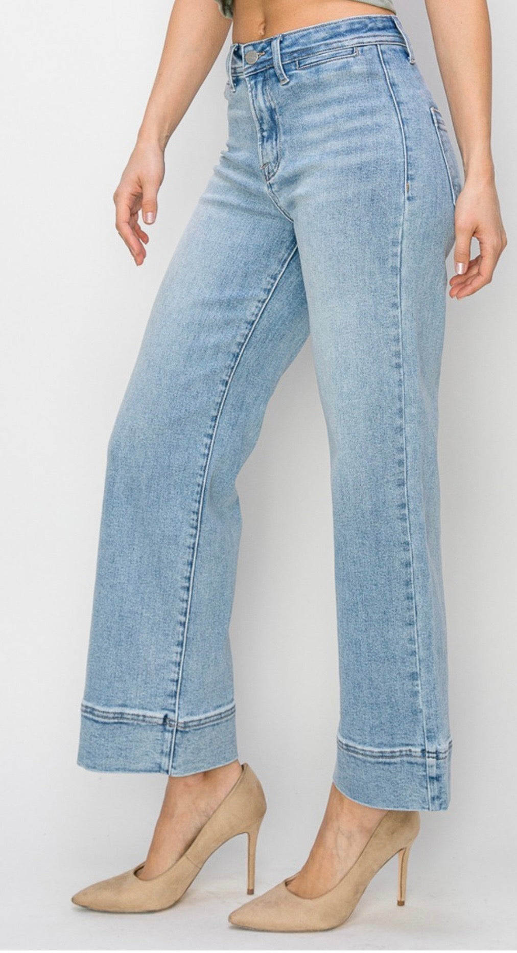 Risen Light Wash Cropped Jean