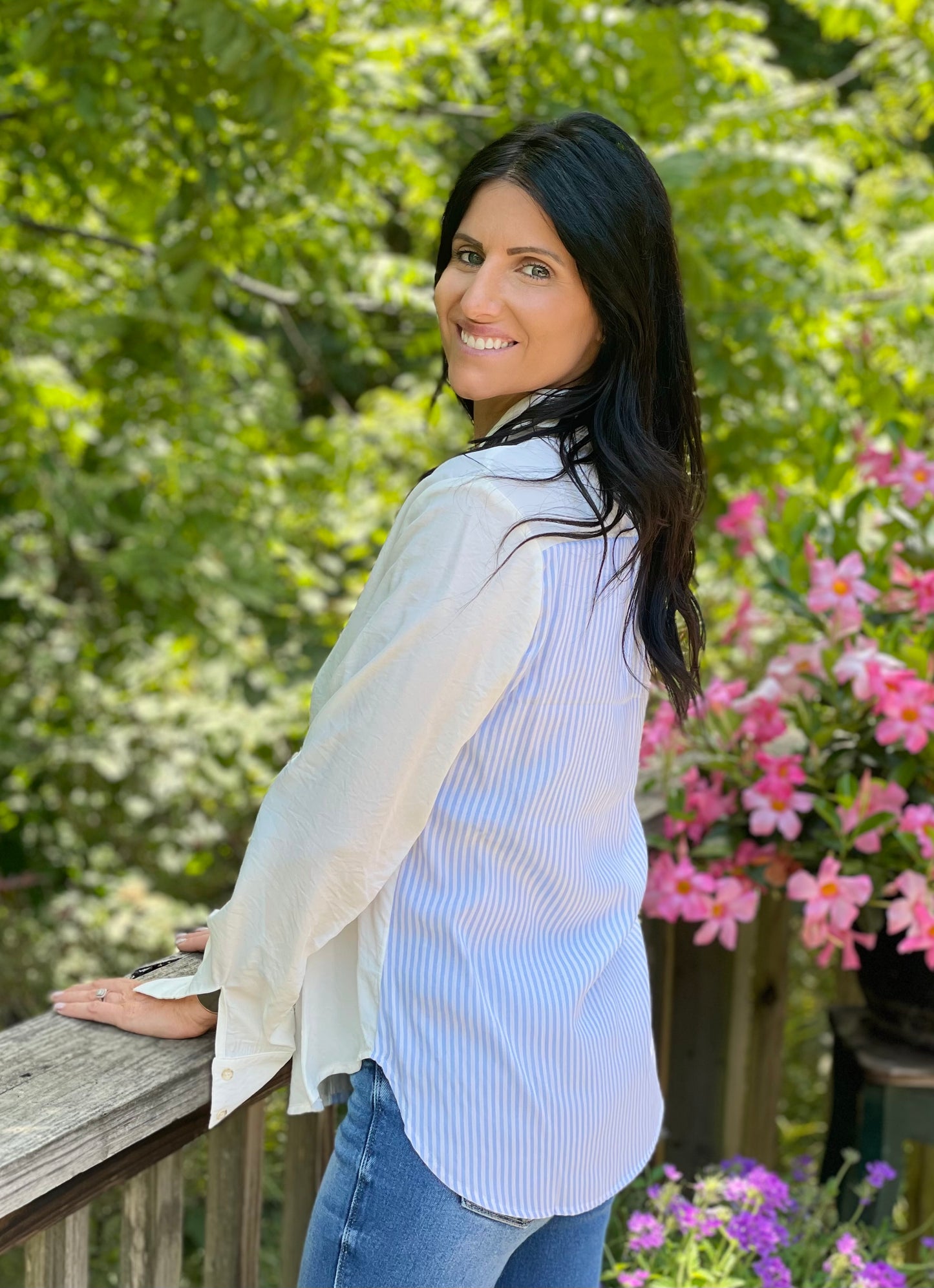 blue stripe/white shirt