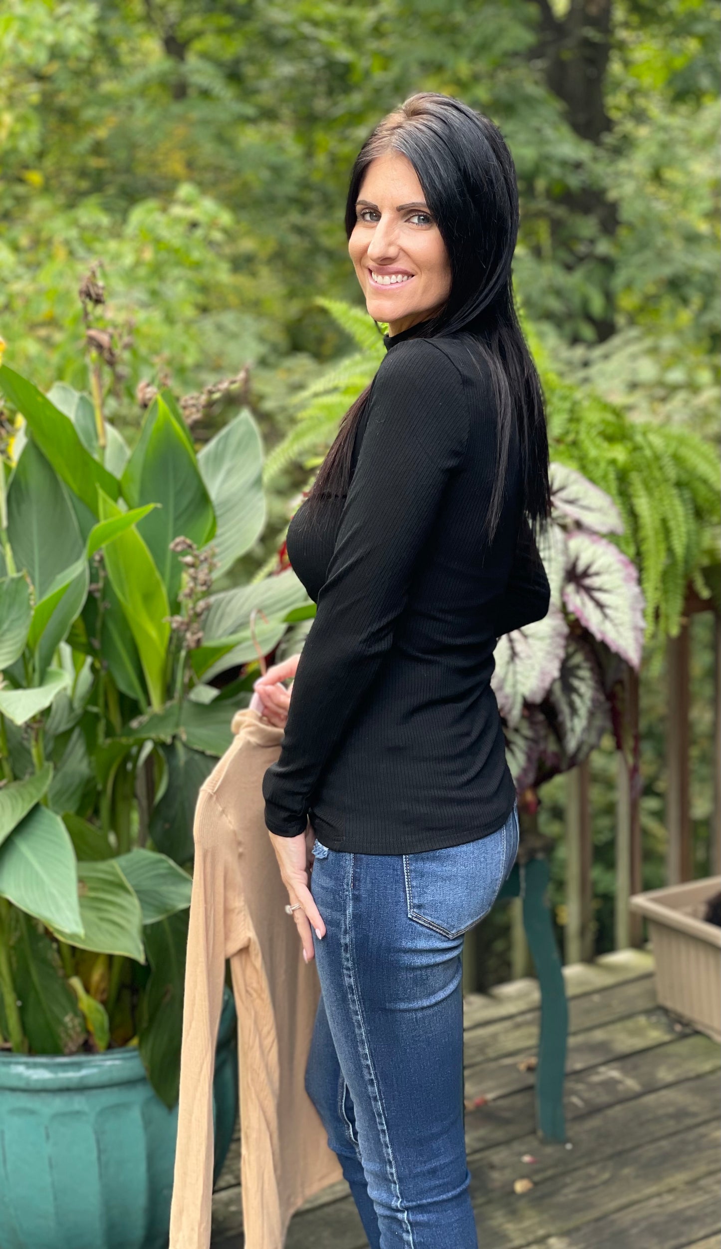 Long sleeve ribbed shirt