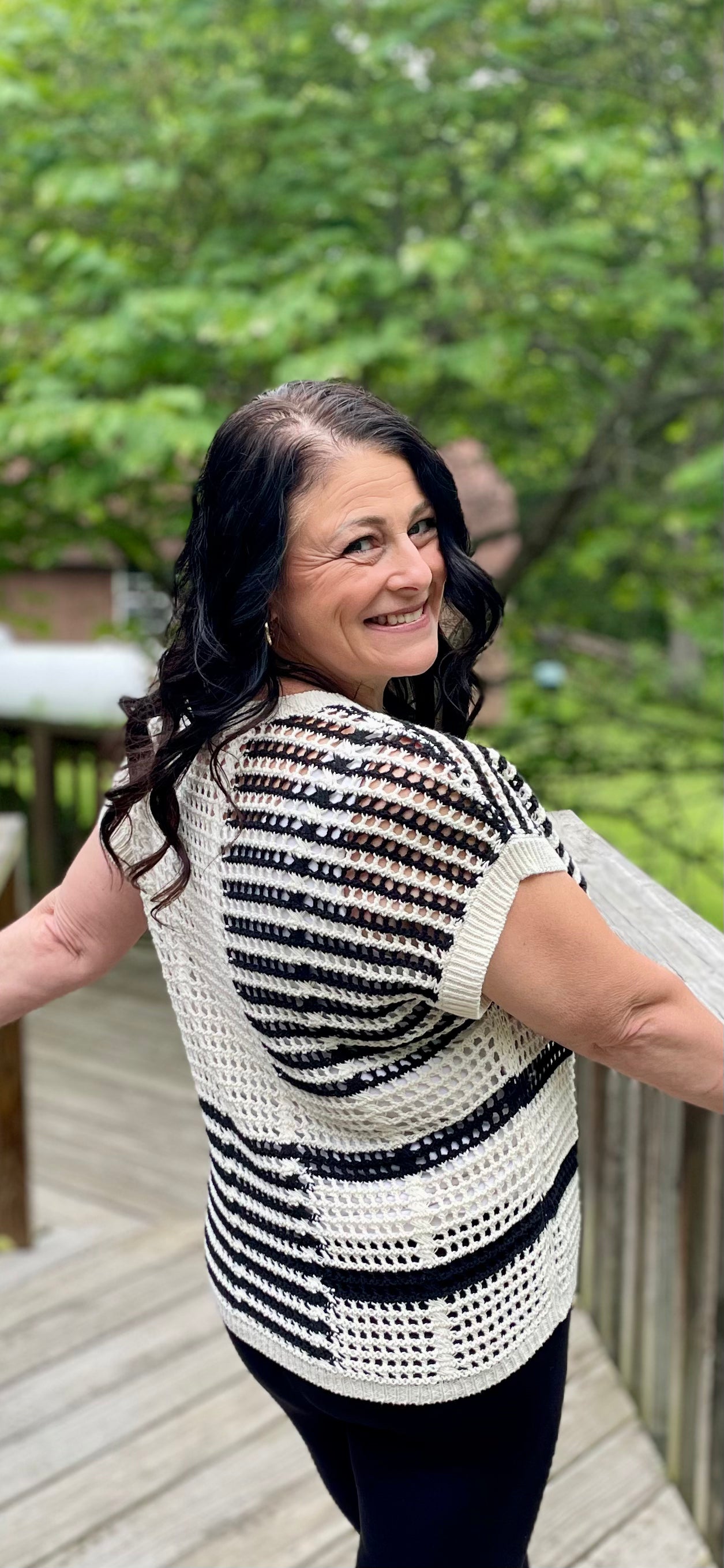 The Seaside Stitch Top - BLACK