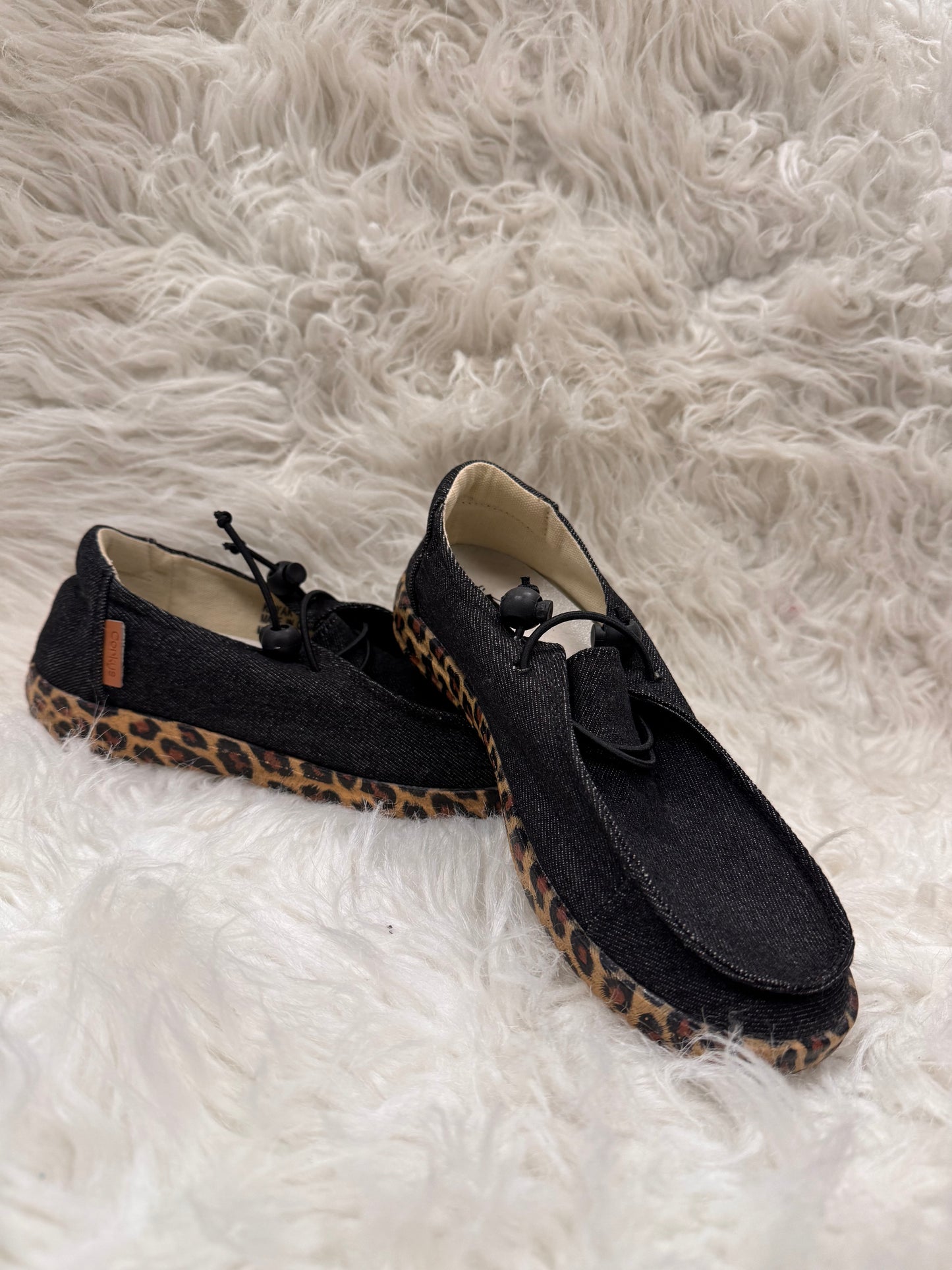 Leopard/Black Kayak Shoe