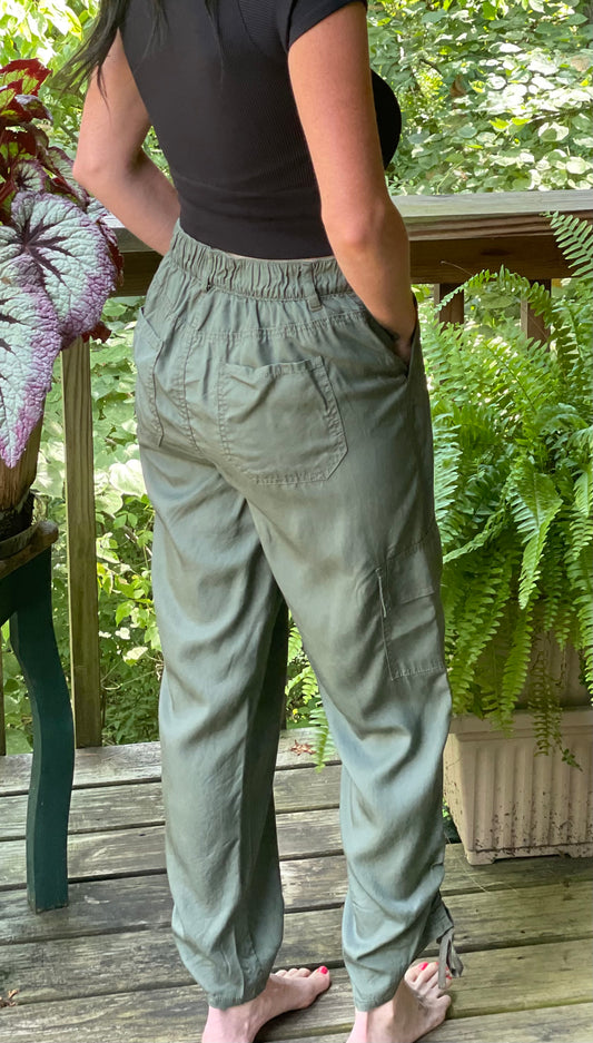 Green cargo pants