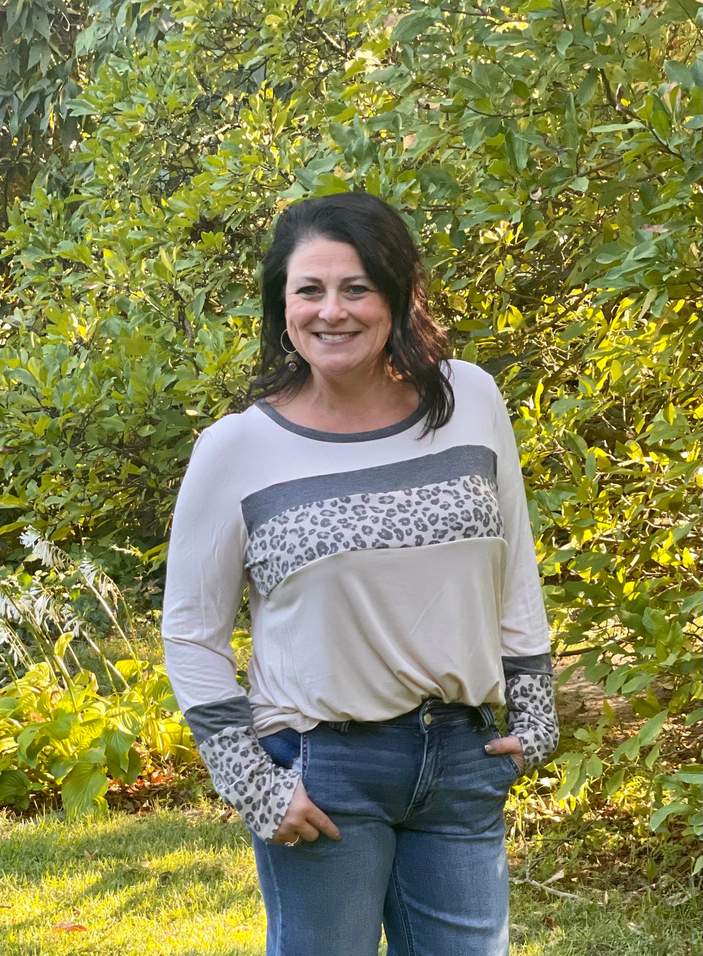 Leopard print trim shirt