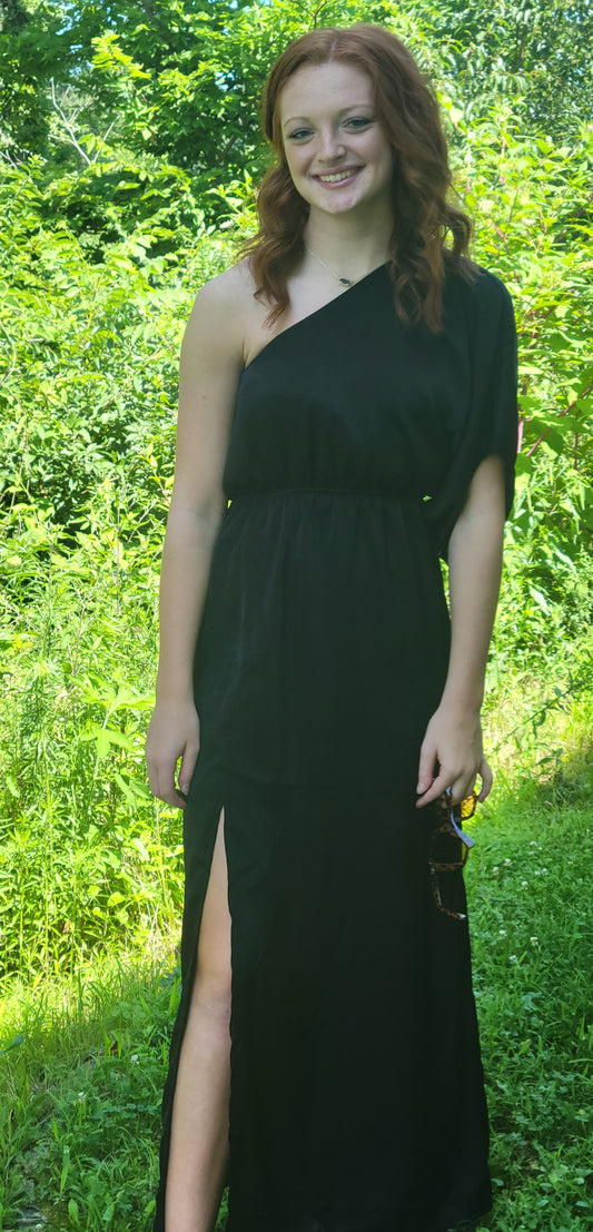 One shoulder dress
